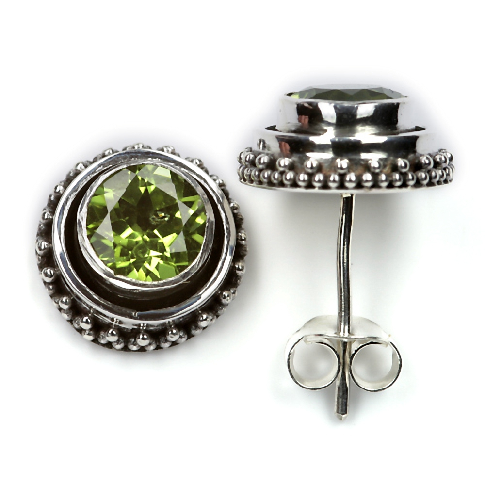 Ohrstecker Peridot